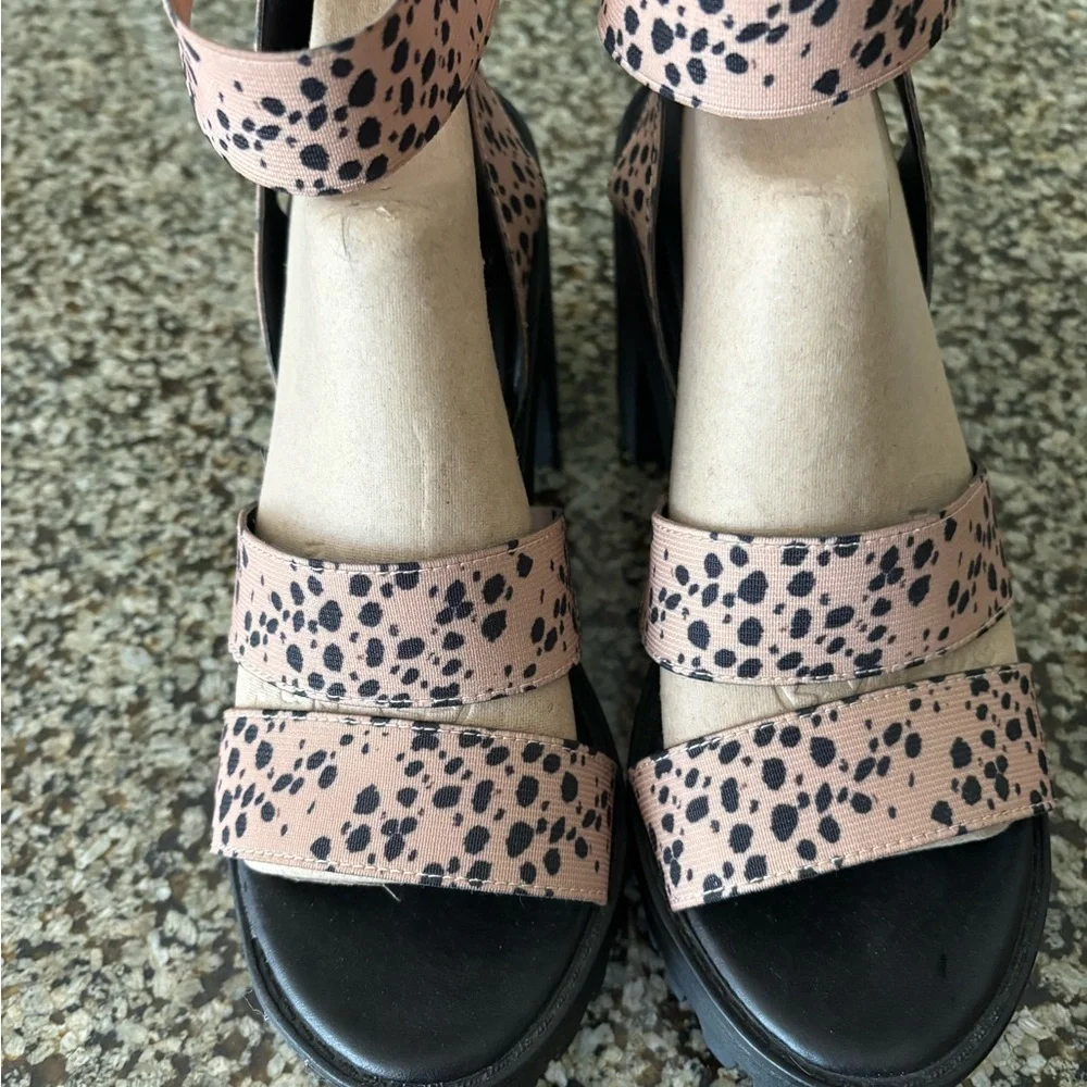 New Madden Girl “Sohoo” Style Animal Print Platform Sandals